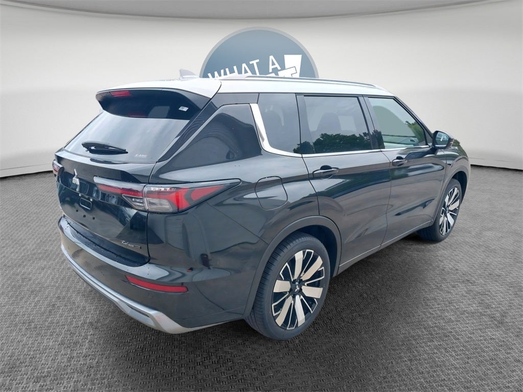 2025 Mitsubishi Outlander SEL Platinum Edition
