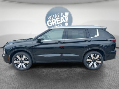 2025 Mitsubishi Outlander SEL Platinum Edition
