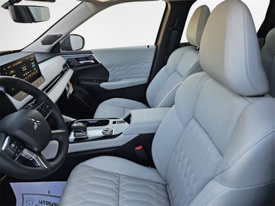 2025 Mitsubishi Outlander SEL Platinum Edition