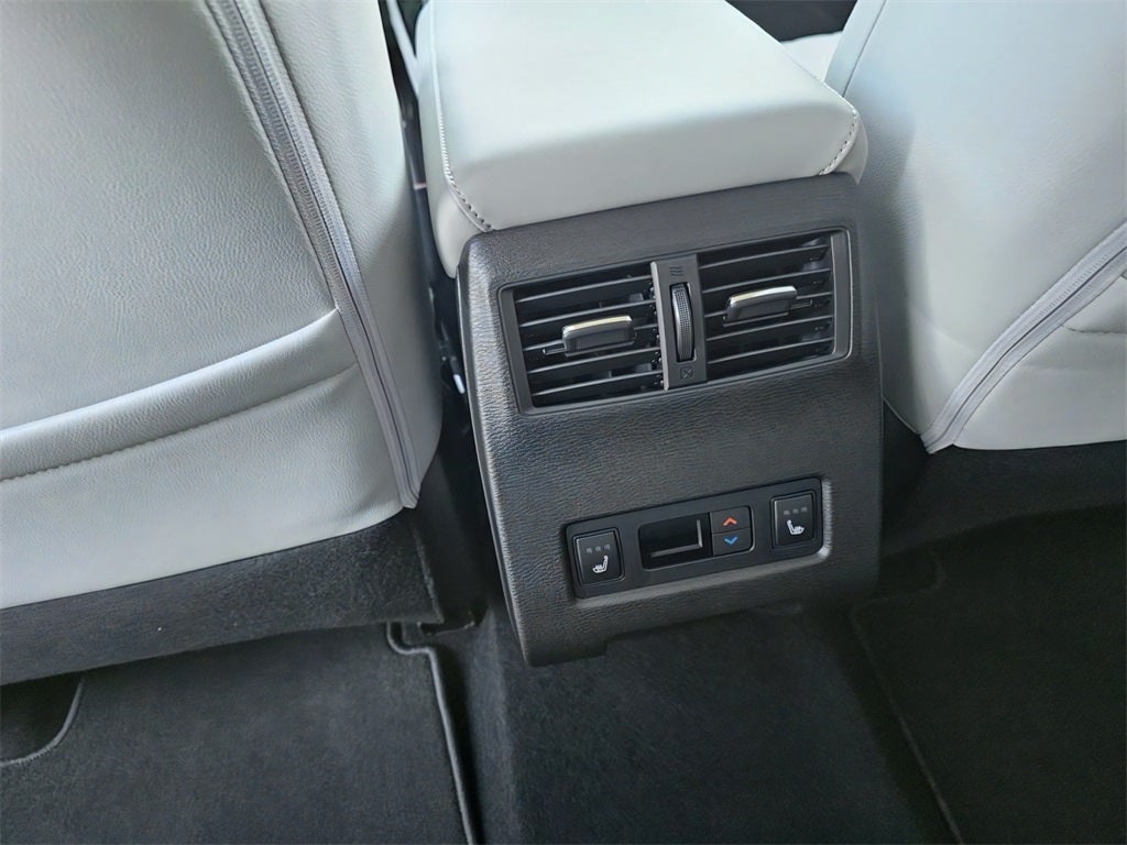 2025 Mitsubishi Outlander SEL Platinum Edition