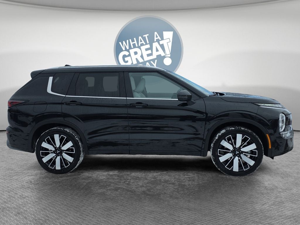 2026 Mitsubishi Outlander SEL