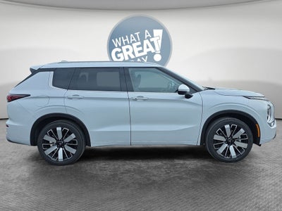 2026 Mitsubishi Outlander SEL