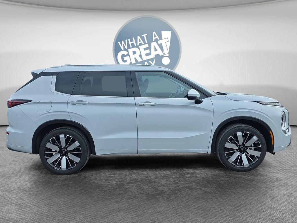 2026 Mitsubishi Outlander SEL