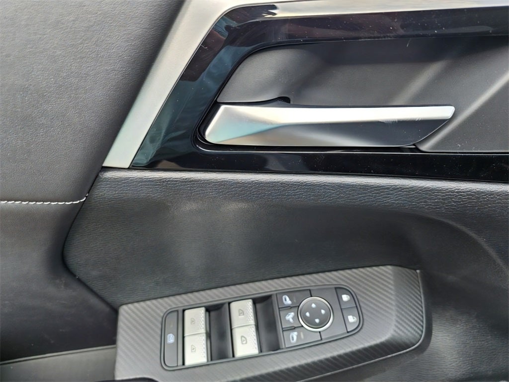 2025 Mitsubishi Outlander PHEV SE