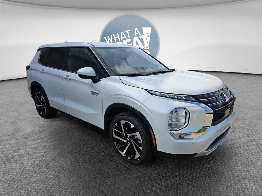 2025 Mitsubishi Outlander PHEV SE