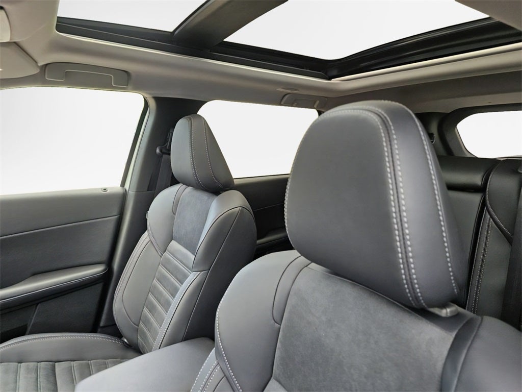 2025 Mitsubishi Outlander PHEV SE