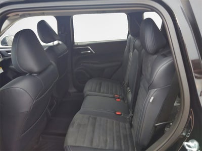 2025 Mitsubishi Outlander PHEV SE