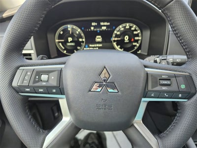 2025 Mitsubishi Outlander PHEV SE