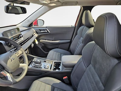 2025 Mitsubishi Outlander PHEV SE