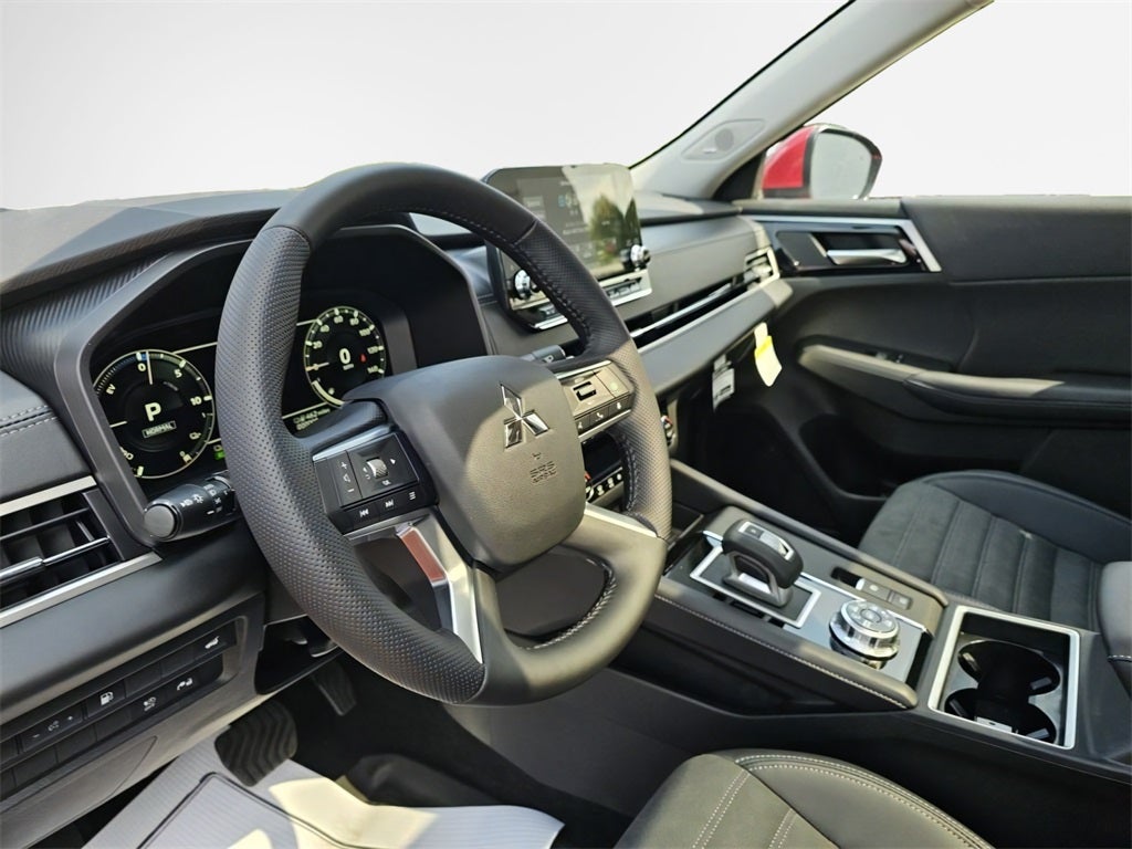 2025 Mitsubishi Outlander PHEV SE