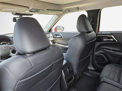 2025 Mitsubishi Outlander PHEV SE