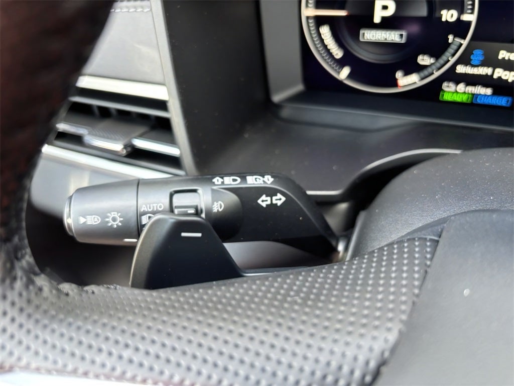 2025 Mitsubishi Outlander PHEV SEL