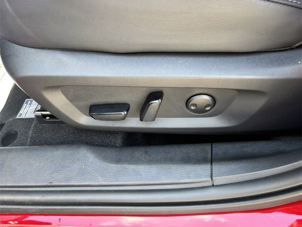 2025 Mitsubishi Outlander PHEV SEL