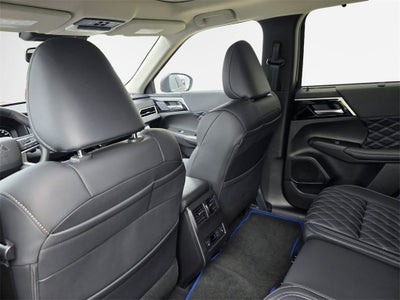 2025 Mitsubishi Outlander PHEV SEL