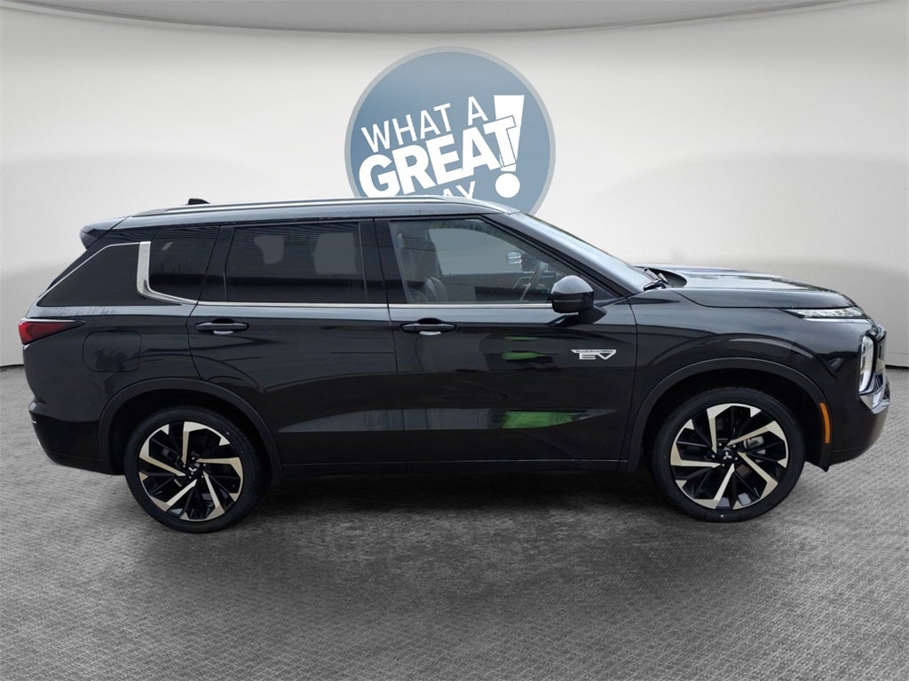 2025 Mitsubishi Outlander PHEV SEL
