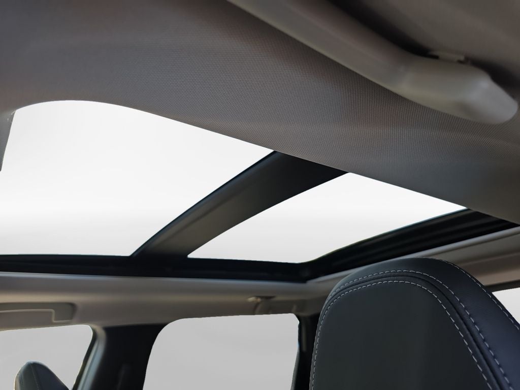 2026 Mitsubishi Outlander PHEV SEL