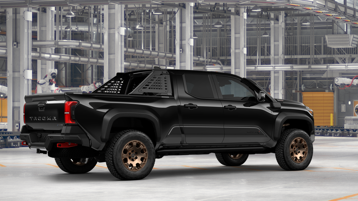 2026 Toyota Tacoma i-FORCE MAX Tacoma Trailhunter