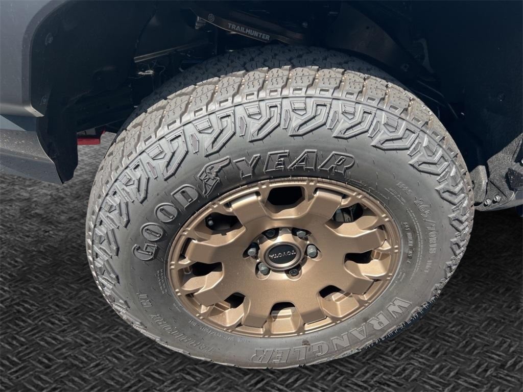 2025 Toyota Tacoma i-FORCE MAX Tacoma Trailhunter