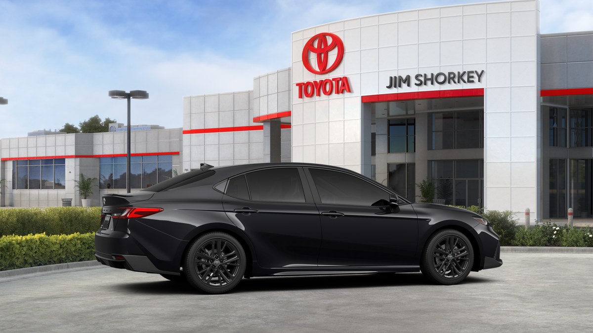 2026 Toyota Camry SE AWD