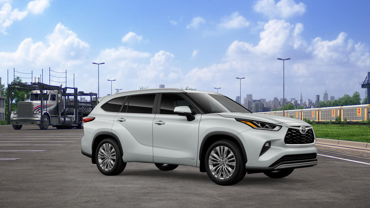 2026 Toyota Highlander Hybrid Platinum
