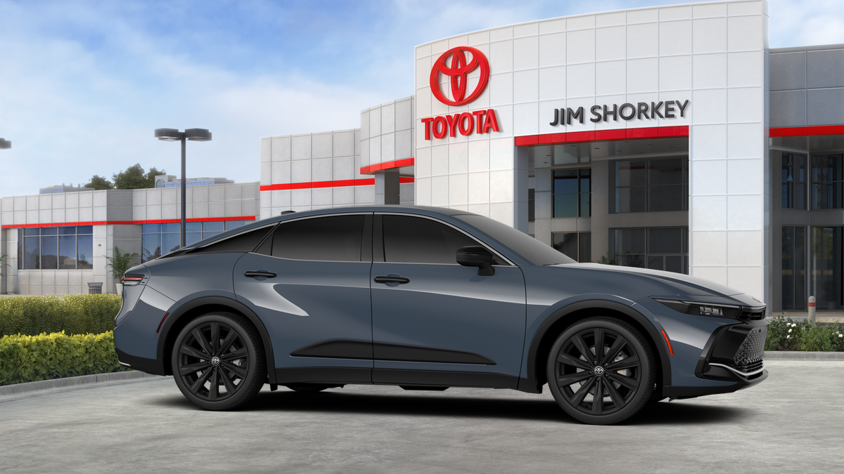 2026 Toyota Toyota Crown Nightshade