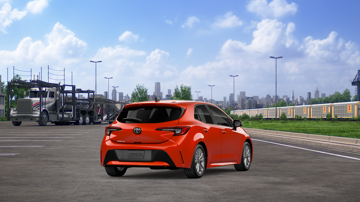 2027 Toyota Corolla Hatchback SE