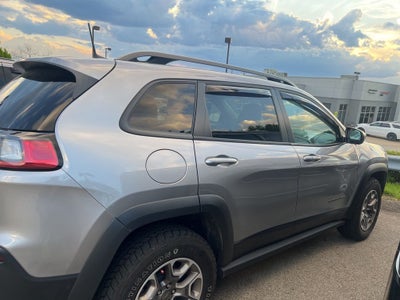 2022 Jeep Cherokee Trailhawk