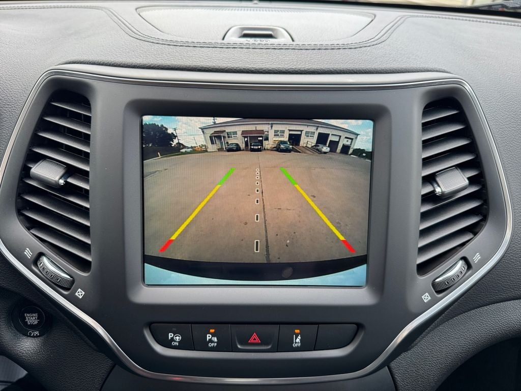 2023 Jeep Cherokee Altitude