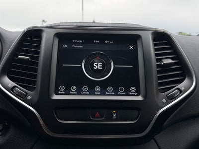 2022 Jeep Cherokee Latitude Lux