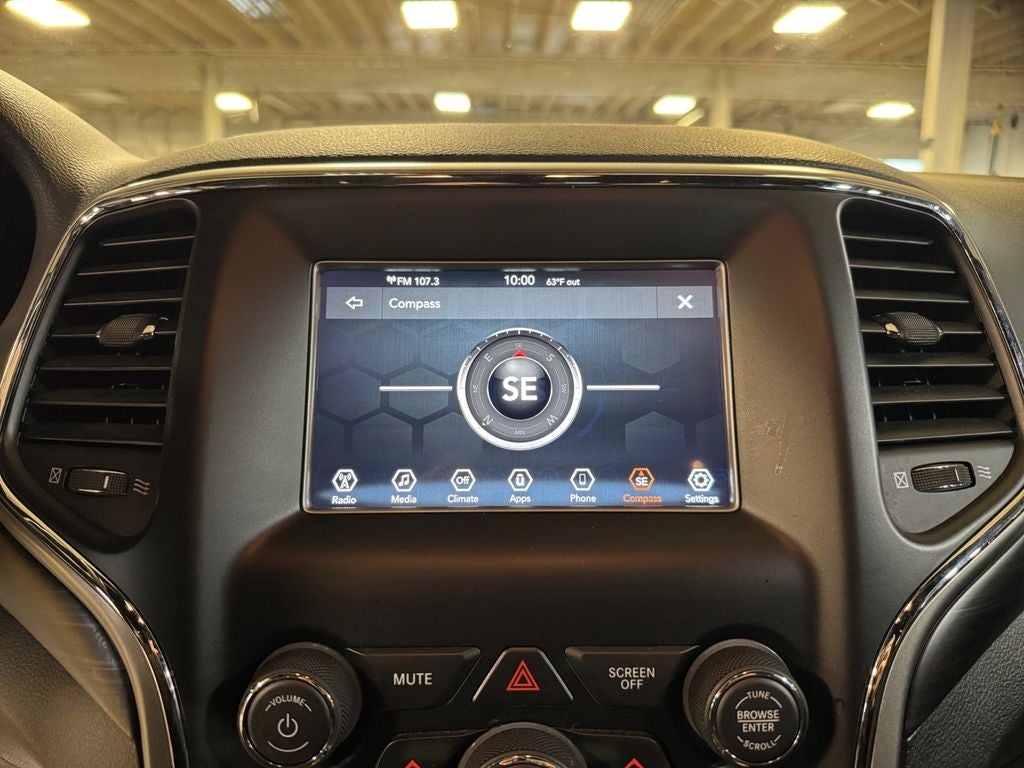 2019 Jeep Grand Cherokee Laredo E