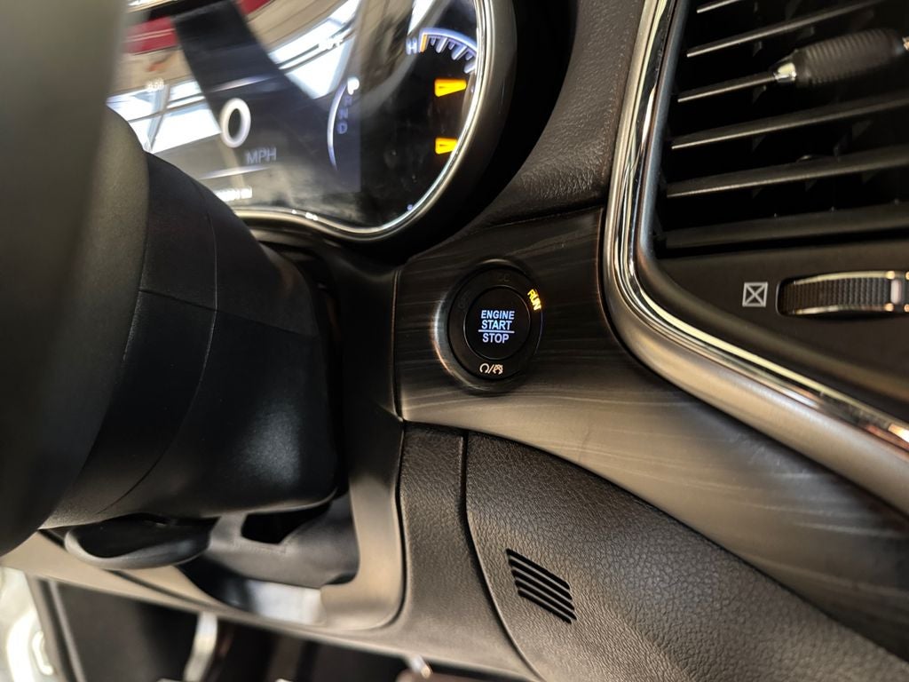 2019 Jeep Grand Cherokee Laredo E