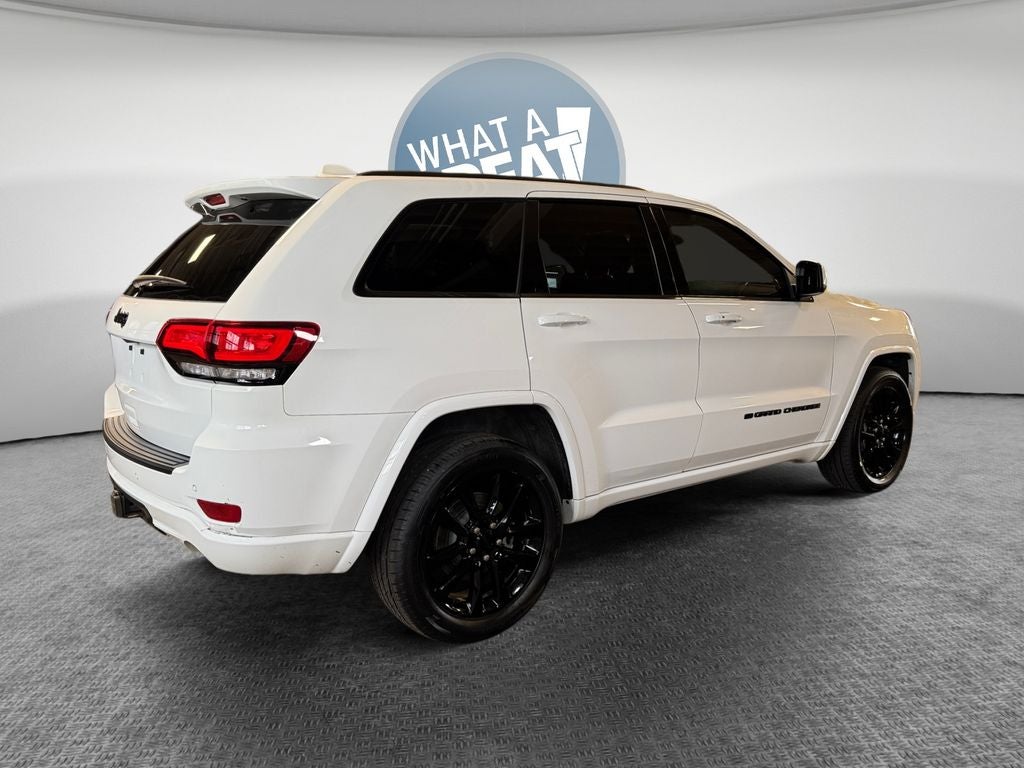 2022 Jeep Grand Cherokee Laredo X