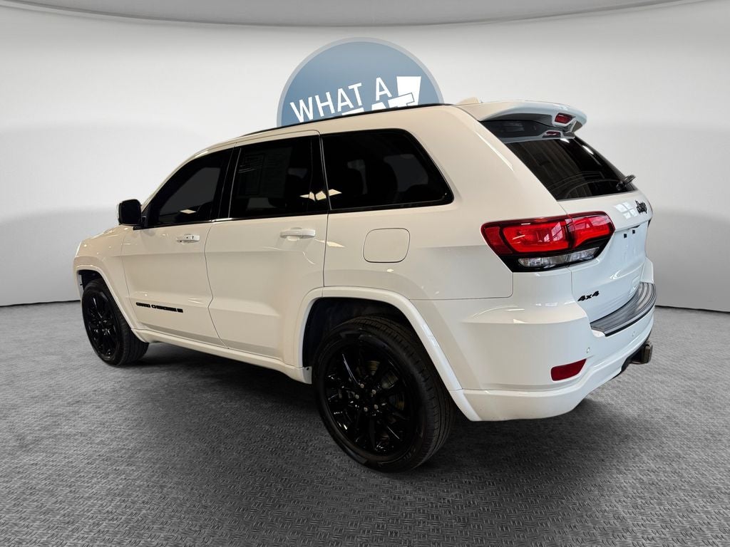 2022 Jeep Grand Cherokee Laredo X