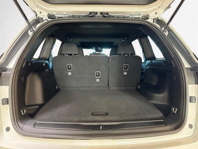 2025 Jeep Grand Cherokee Base