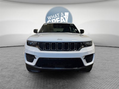 2025 Jeep Grand Cherokee Base
