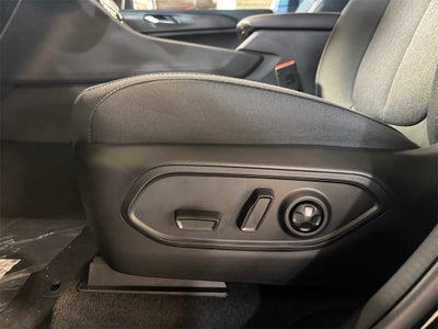 2025 Jeep Grand Cherokee Base