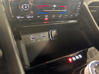 2025 Jeep Grand Cherokee Base