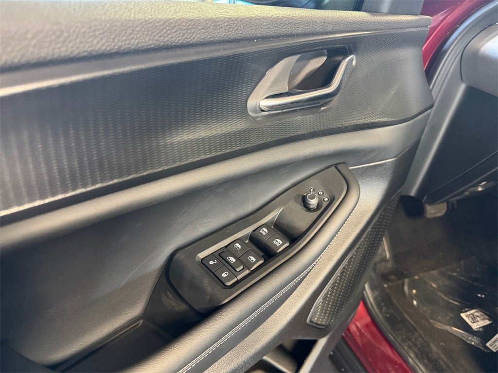 2025 Jeep Grand Cherokee Base