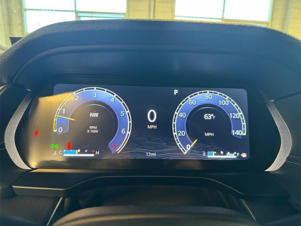 2025 Jeep Grand Cherokee Base