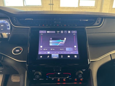 2025 Jeep Grand Cherokee Base