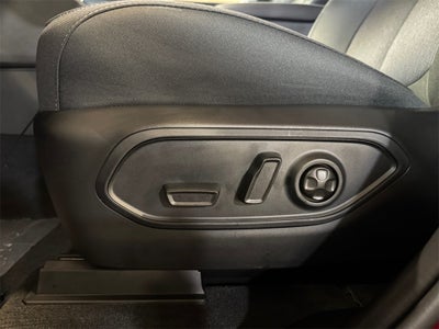 2025 Jeep Grand Cherokee Base