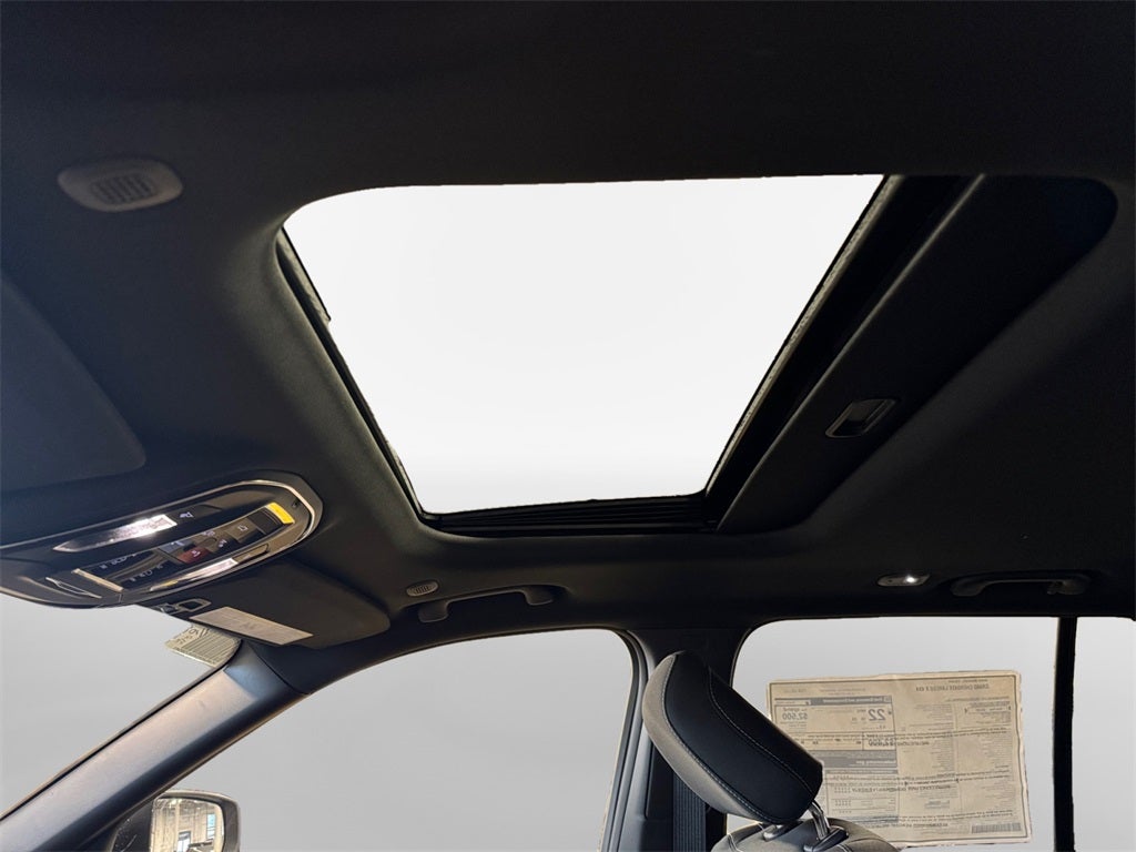 2025 Jeep Grand Cherokee Base