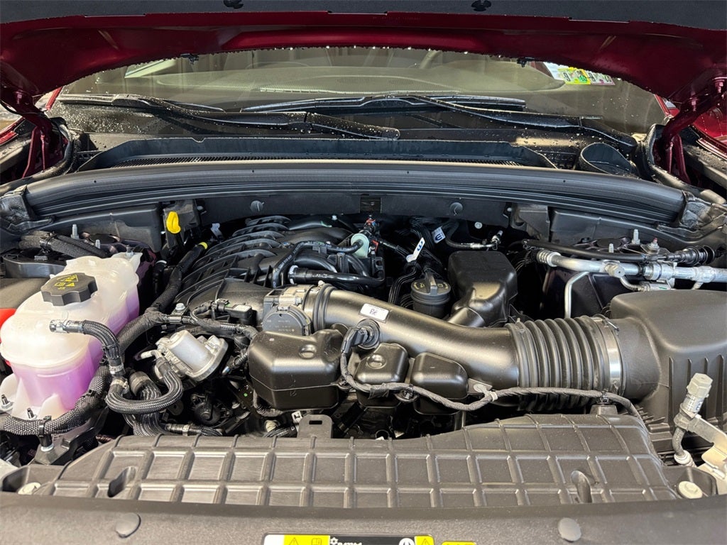 2025 Jeep Grand Cherokee Base