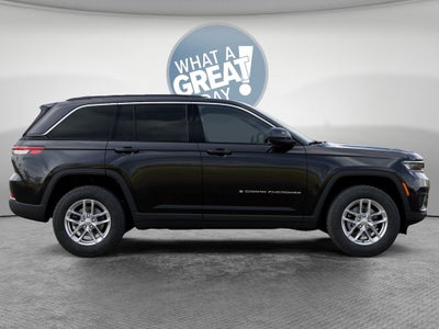 2026 Jeep Grand Cherokee Laredo