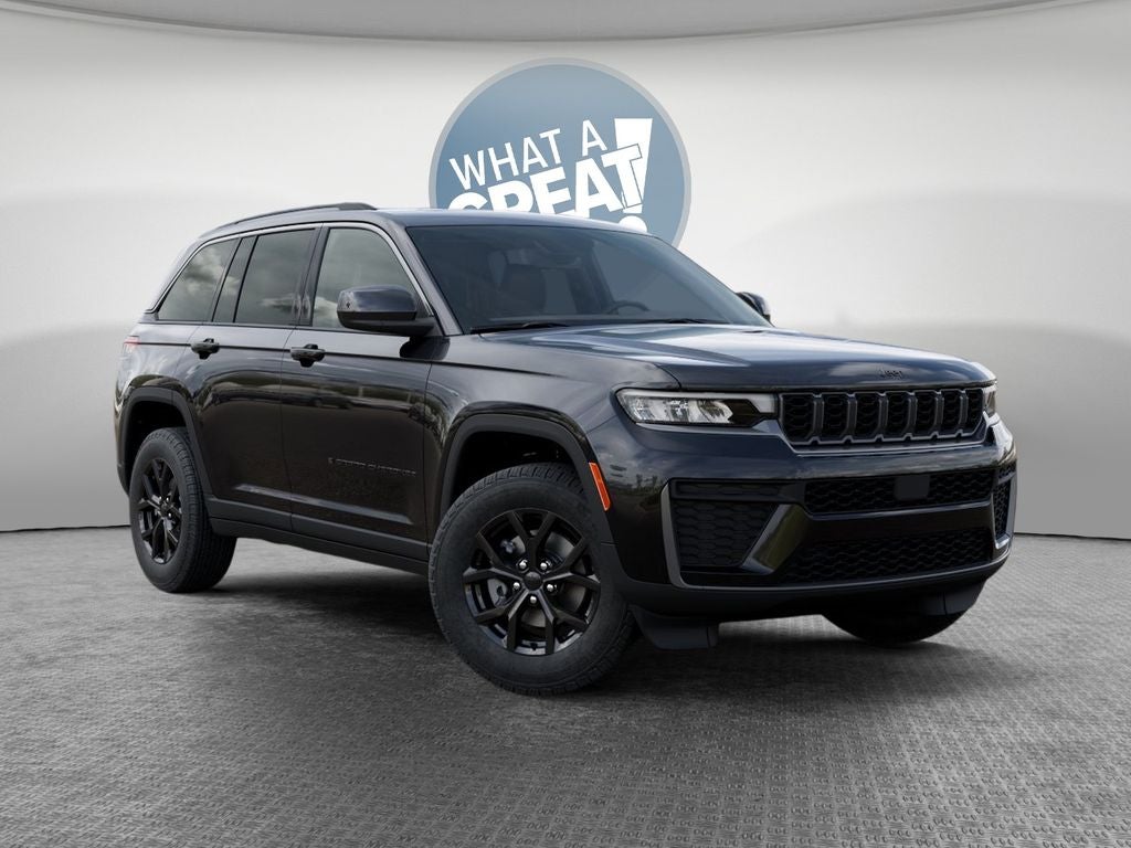 2026 Jeep Grand Cherokee Laredo Altitude