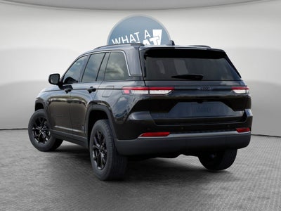 2026 Jeep Grand Cherokee Laredo