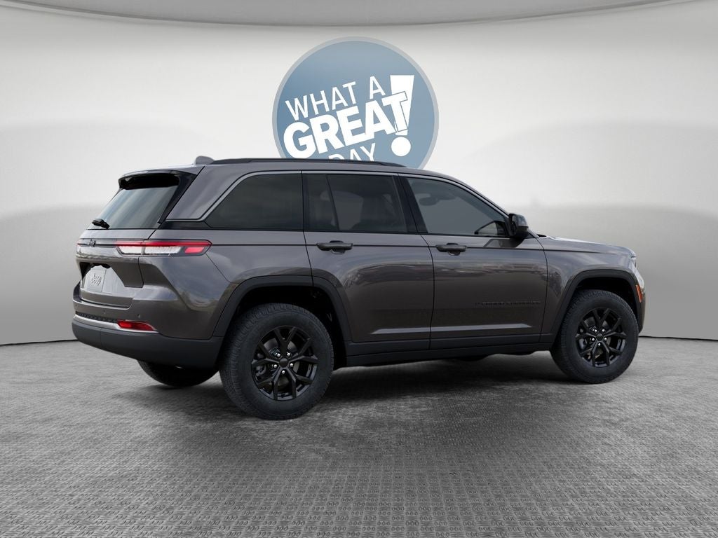 2026 Jeep Grand Cherokee Altitude