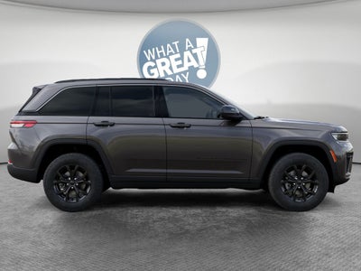 2026 Jeep Grand Cherokee Altitude