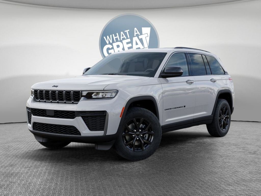 2026 Jeep Grand Cherokee Laredo Altitude