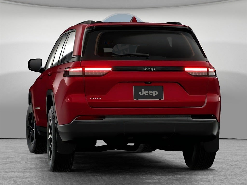 2026 Jeep Grand Cherokee Laredo
